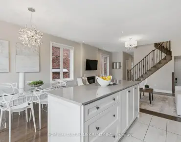 
#126-1331 Major Mackenzie Dr Patterson 3 beds 4 baths 2 garage 999999.00        