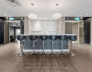 #419-15277 Yonge St Aurora Village 1 beds 1 baths 1 garage 439000.00