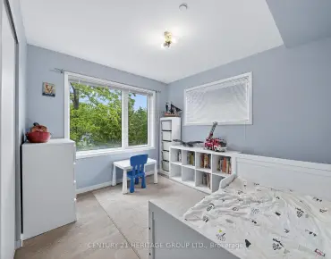 
            #27-200 Alex Gardner Circ Aurora Village 3睡房3卫生间1车位, 出售价格674900.00加元                    