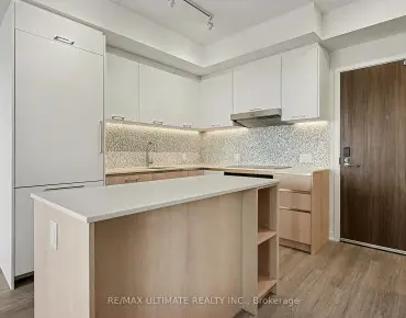 #727-8188 Yonge St Uplands 2 beds 2 baths 1 garage 899000.00