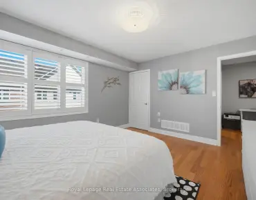 192 Louisbourg Way Greensborough 2 beds 3 baths 2 garage 724800.00