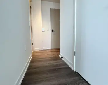 
            #5609-225 Commerce St Vaughan Corporate Centre 1睡房2卫生间车位, 出售价格399000.00加元                    