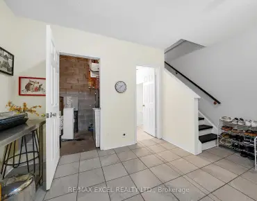 
#3-10 Cox Blvd Unionville 3 beds 3 baths 2 garage 868000.00        