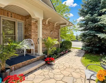 
            107 Lakeside Vista Way Greensborough 2睡房4卫生间4车位, 出售价格1298000.00加元                    