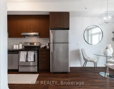 #323-8323 Kennedy Rd Village Green-South Unionville 1睡房2卫生间1车位, 出售价格550000.00加元
