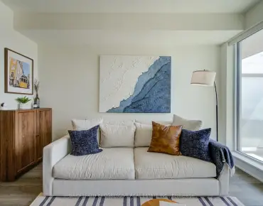 #518-6 David Eyer Rd Rural Richmond Hill 1睡房1卫生间1车位, 出售价格499000.00加元