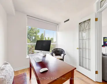 
#521-14924 Yonge St Aurora Highlands 1 beds 1 baths 1 garage 729000.00        