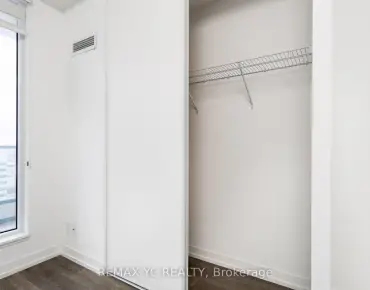#2709-5 Buttermill Ave Vaughan Corporate Centre 2 beds 2 baths 1 garage 628000.00