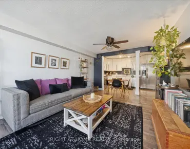 
#707-260 Davis Dr Central Newmarket 3 beds 1 baths 2 garage 510000.00        