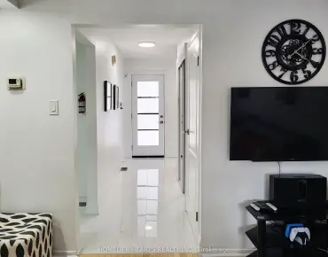 
            6 Woodglen Way Unionville 3睡房3卫生间2车位, 出售价格747880.00加元                    