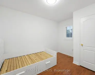 
#7-80 Tania Cres Maple 3 beds 3 baths 3 garage 839900.00        