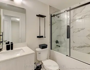 #1504-11 David Eyer Rd Rural Richmond Hill 2睡房3卫生间1车位, 出售价格589000.00加元