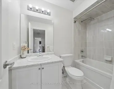#203-3905 Major Mackenzie Dr Vellore Village 2睡房3卫生间1车位, 出售价格699000.00加元