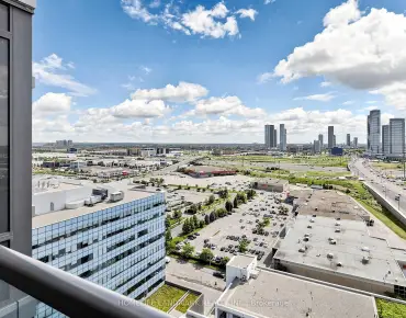 #2212-3700 Highway 7 Rd Vaughan Corporate Centre 1睡房1卫生间1车位, 出售价格485000.00加元