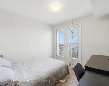 #C28-26 Bruce St East Woodbridge 2 beds 2 baths 1 garage 725000.00