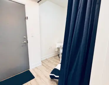 
            #318B-9600 YONGE St North Richvale 1睡房1卫生间1车位, 出售价格540000.00加元                    