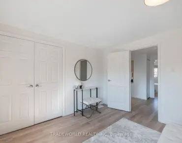 60 Camelot Way Markham Village 3睡房2卫生间2车位, 出售价格759000.00加元