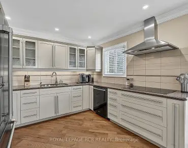 411 Butler Crt Aurora Village 3 beds 4 baths 3 garage 915000.00