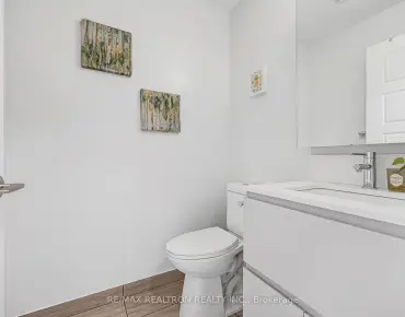 #715-15 Water Walk Dr Unionville 1 beds 2 baths 1 garage 588000.00