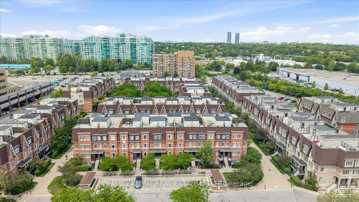 Markham 共管镇屋