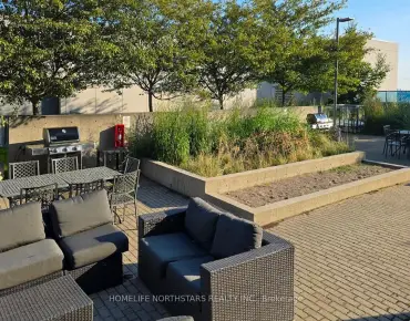 
            #432-7165 Yonge St Grandview 1睡房1卫生间车位, 出售价格394999.00加元                    