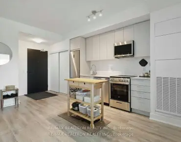 #315-185 Deerfield Rd Central Newmarket 1 beds 1 baths 1 garage 445000.00