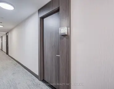
#335-15 Water Walk Dr Unionville 1 beds 1 baths 1 garage 498000.00        