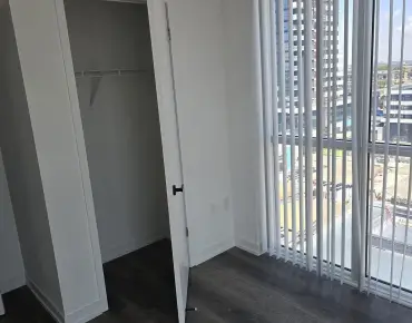 #1003-195 Commerce St Vaughan Corporate Centre 2睡房2卫生间车位, 出售价格479000.00加元