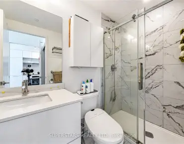 
            #230-2 David Eyer Rd Rural Richmond Hill 1睡房2卫生间1车位, 出售价格488000.00加元                    