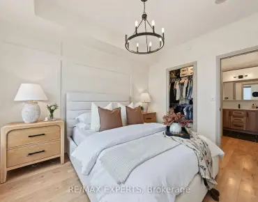 #707-3700 Highway 7 Rd Vaughan Corporate Centre 1睡房1卫生间1车位, 出售价格515000.00加元