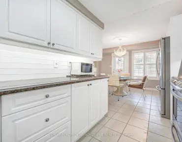 #21-520 Silken Laumann Dr Stonehaven-Wyndham 2 beds 2 baths 2 garage 799900.00
