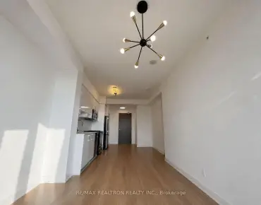 
#2535-7161 Yonge St Thornhill 1 beds 1 baths 1 garage 448000.00        