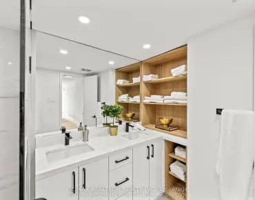 
#210-7300 Yonge St Crestwood-Springfarm-Yorkhill 2 beds 3 baths 1 garage 849900.00        