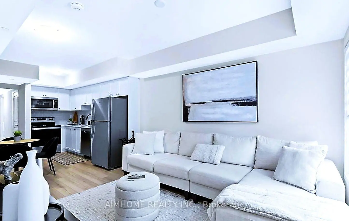 Richmond Hill 共管镇屋