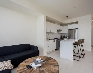 
            #923-9000 Jane St Vellore Village 1睡房1卫生间1车位, 出售价格479900.00加元                    