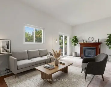 
#7-144 Henderson Ave Thornhill 3 beds 2 baths 2 garage 580000.00        