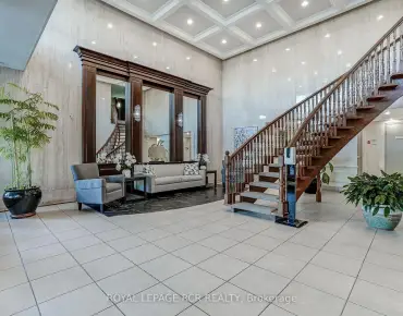 #1612-8111 Yonge St Royal Orchard 3 beds 2 baths 2 garage 688800.00
