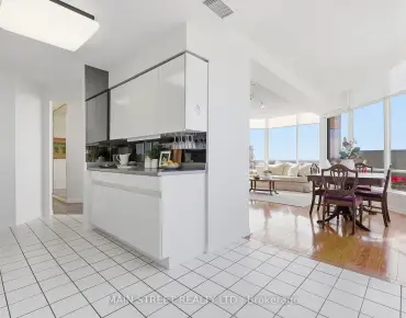 
            #1705-110 Promenade Circ Brownridge 2睡房2卫生间2车位, 出售价格850000.00加元                    