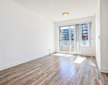 
            #301-28 Uptown Dr Unionville 1睡房1卫生间2车位, 出售价格390000.00加元                    