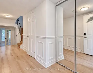 
            106 Poplar Cres Aurora Highlands 3睡房3卫生间3车位, 出售价格599900.00加元                    