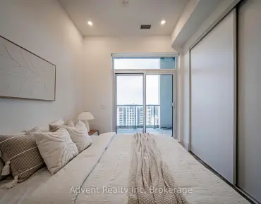 
            #PH01-8 Cedarland Dr Unionville 3睡房3卫生间2车位, 出售价格1789900.00加元                    