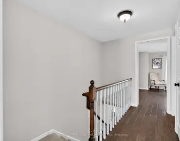 #32-315 Wilkes Crt Aurora Village 3 beds 2 baths 2 garage 649900.00