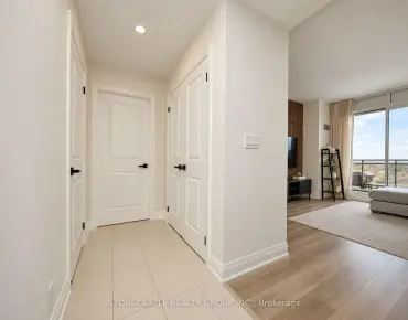 #920-12 Woodstream Blvd Vaughan Grove 1 beds 2 baths 1 garage 499999.00