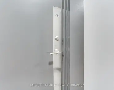 #717-7895 JANE St Concord 1睡房2卫生间1车位, 出售价格499000.00加元