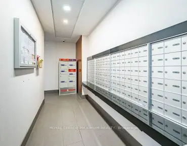 #407-4700 Highway 7 Ave East Woodbridge 2睡房3卫生间1车位, 出售价格698000.00加元