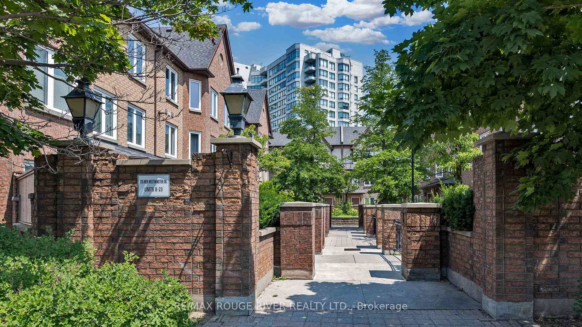 Vaughan condo townhouses