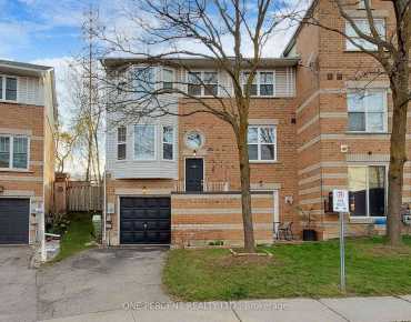 
#56-32 Brandy Lane Way Central Newmarket 3 beds 3 baths 2 garage 849900.00        