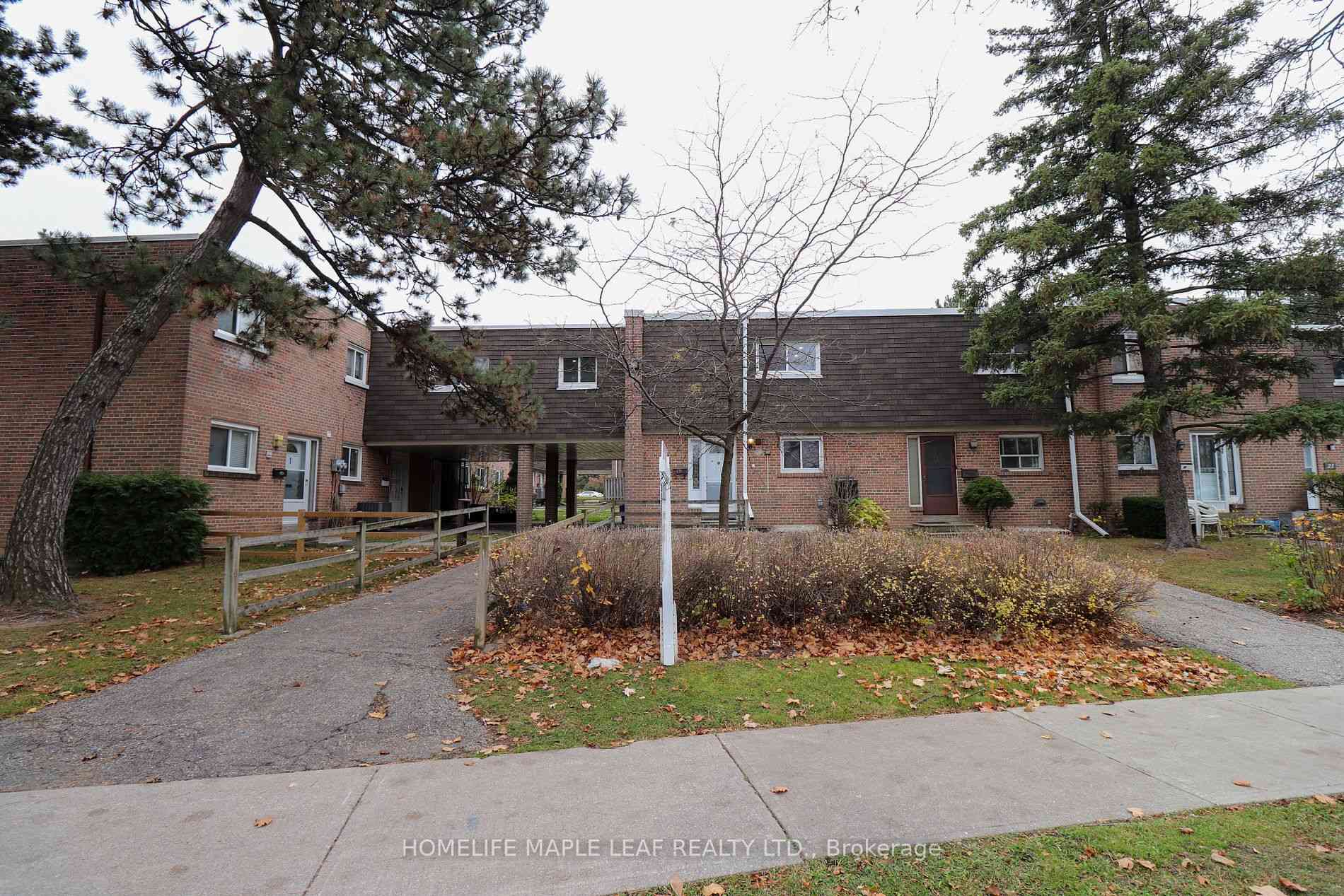 Toronto condo townhouses