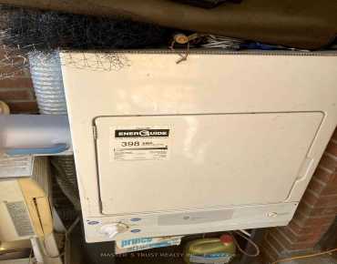 
#612-4673 Jane St Black Creek 1 beds 1 baths 1 garage 310000.00        