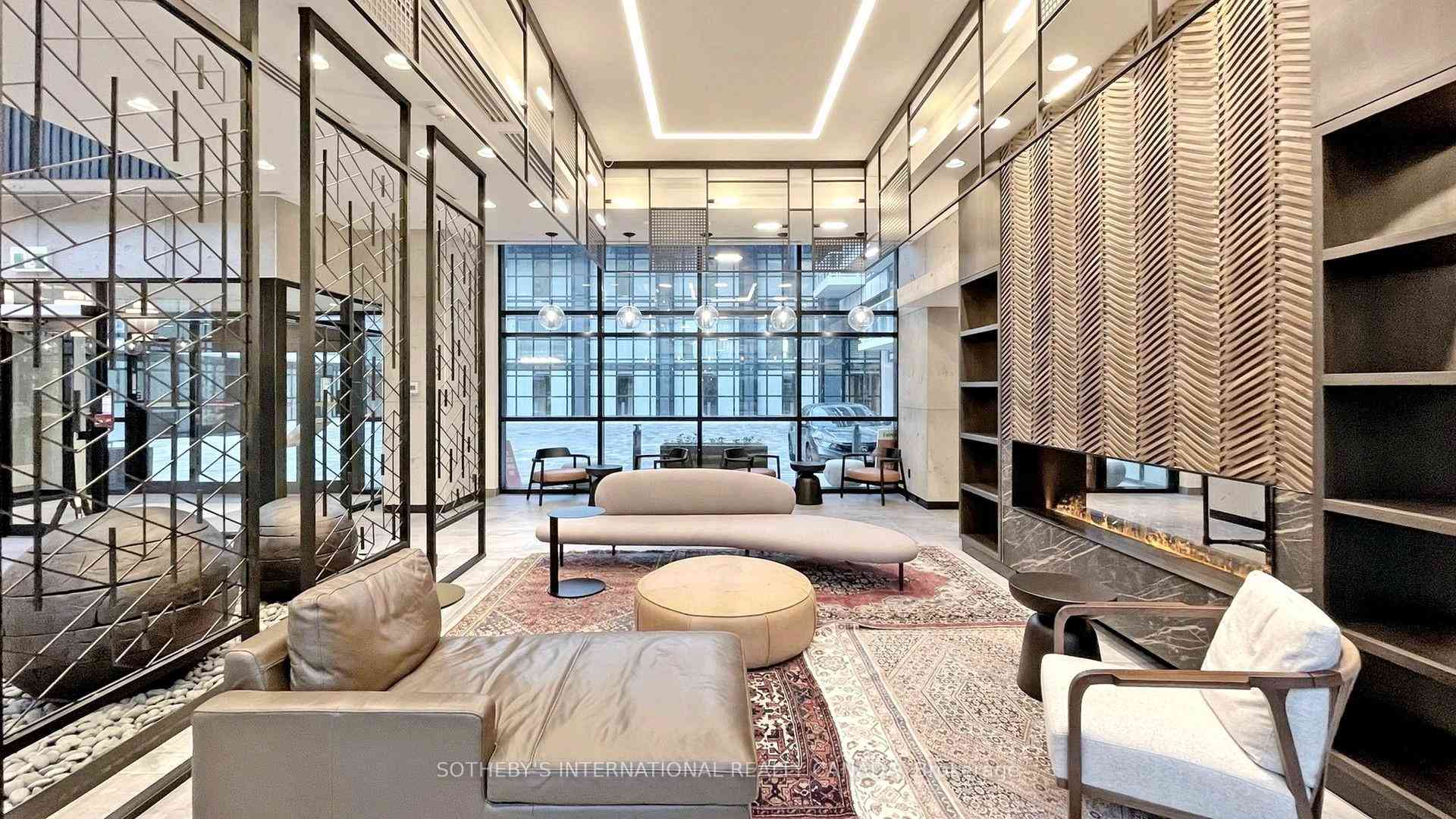 Toronto condo townhouses